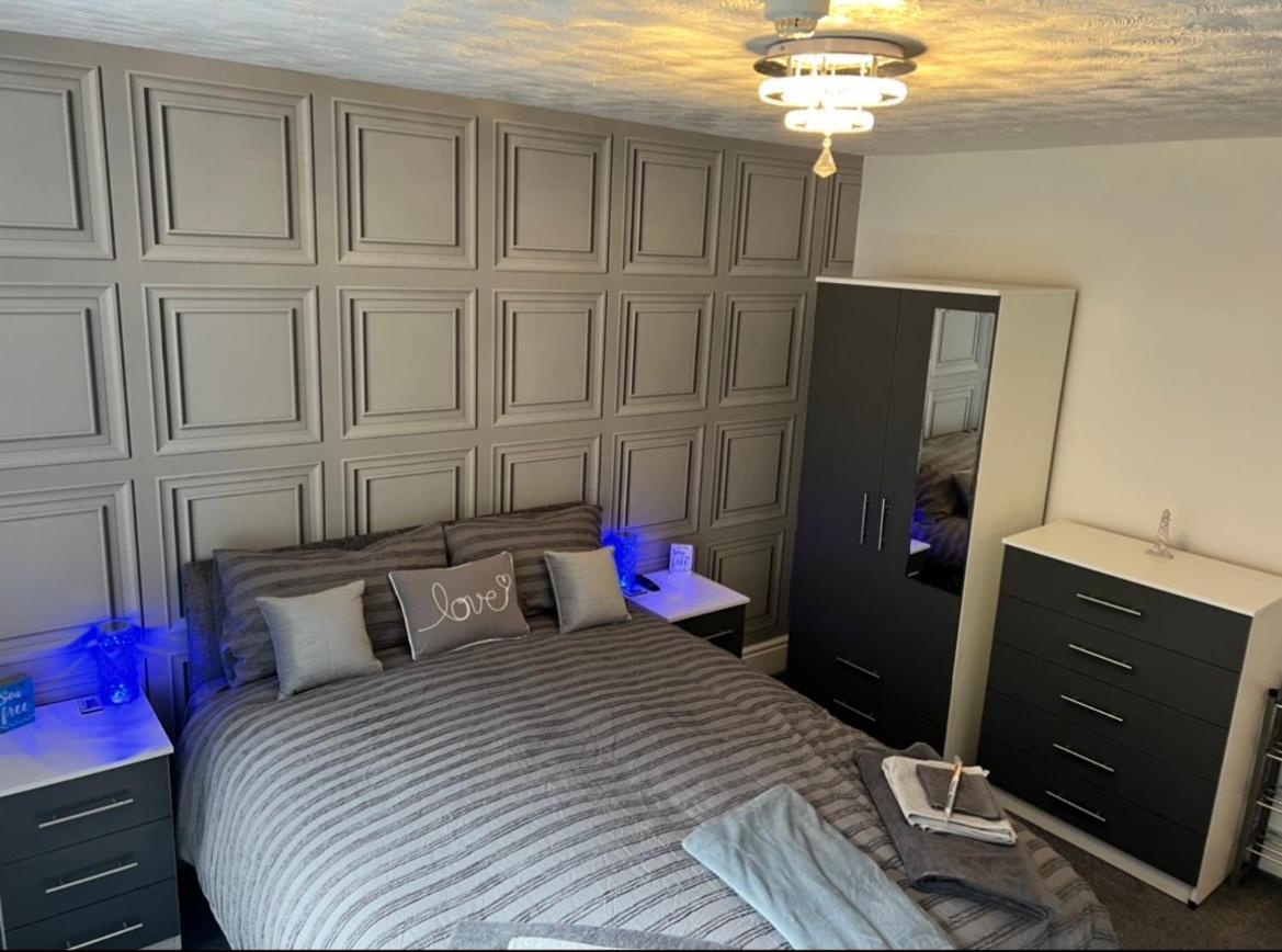 Sea View Lavish Apartment Sky Tv Whirlpool Bath Huge Balcony Newly Refurbished Bridlington Luaran gambar