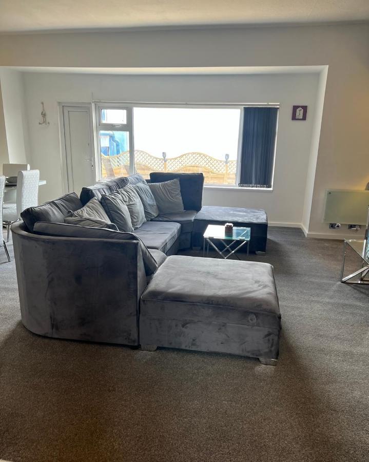 Sea View Lavish Apartment Sky Tv Whirlpool Bath Huge Balcony Newly Refurbished Bridlington Luaran gambar