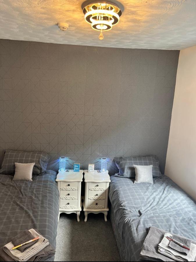 Sea View Lavish Apartment Sky Tv Whirlpool Bath Huge Balcony Newly Refurbished Bridlington Luaran gambar