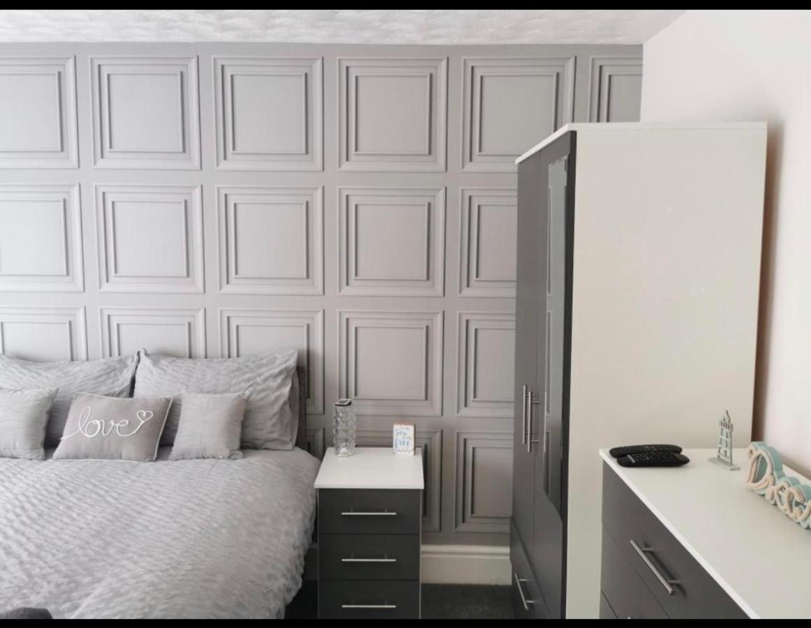 Sea View Lavish Apartment Sky Tv Whirlpool Bath Huge Balcony Newly Refurbished Bridlington Luaran gambar
